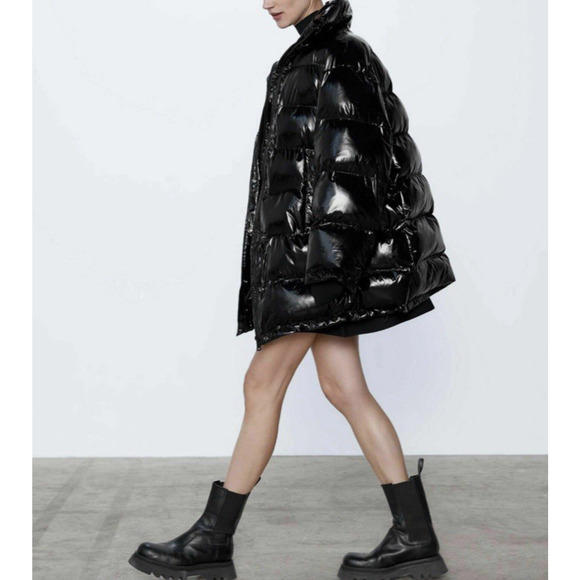 Zara Oversized Puffer Coat Glossy Shiny Jacket Size Medium Black Vogue Runway - Picture 16 of 16